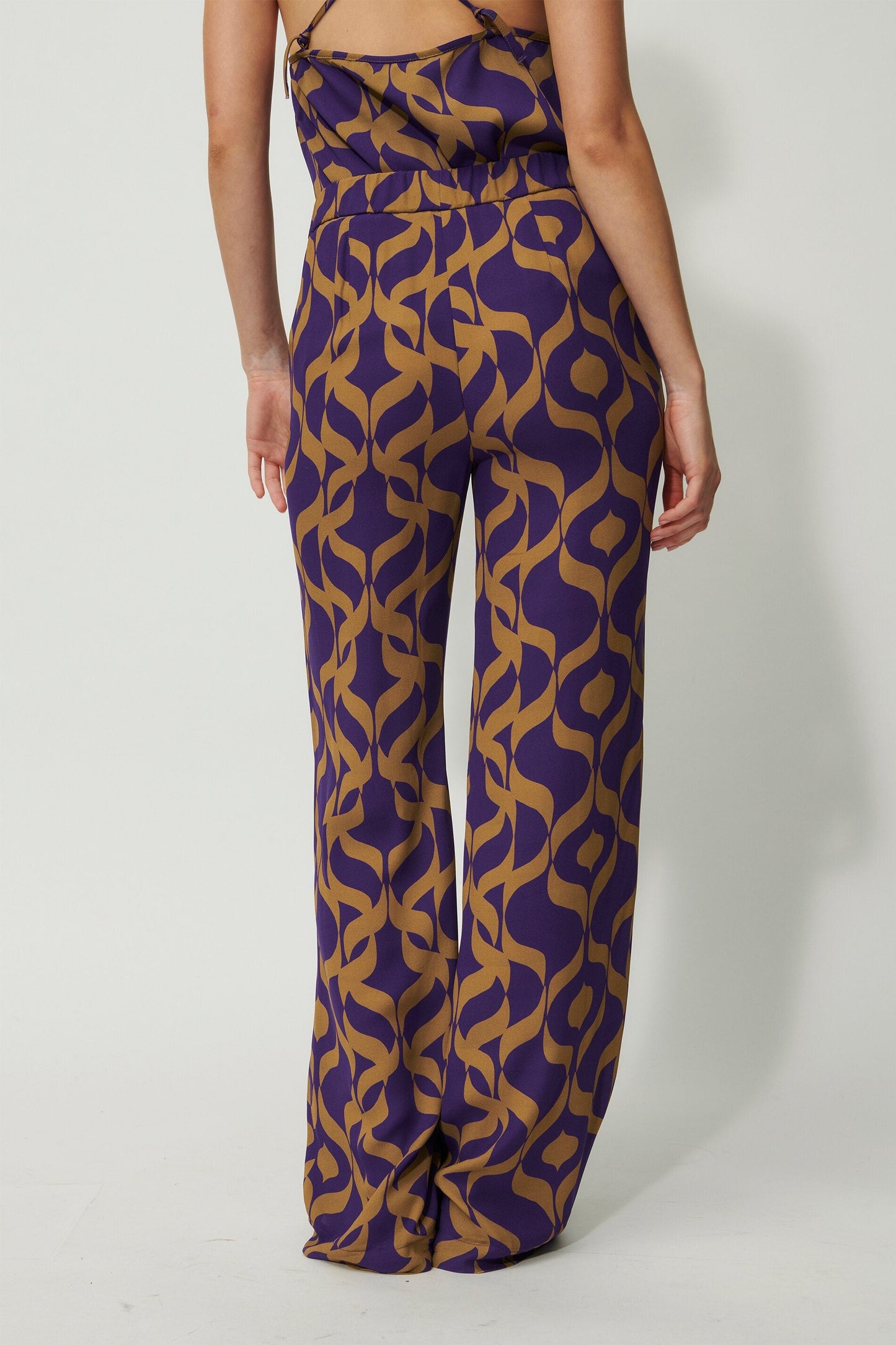 Wide leg Pants with a Graphic Inspired Print